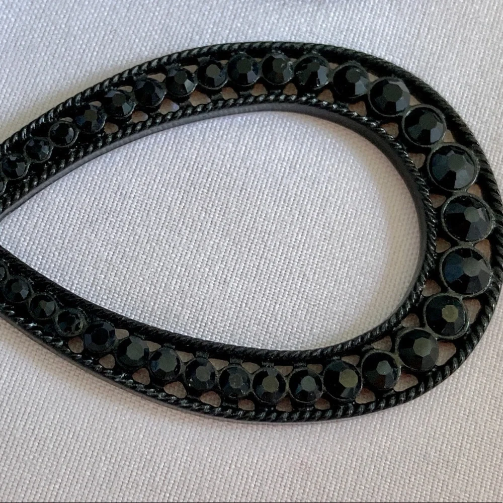 DRESS Black Earrings with Black Crystals - Picture 5 of 9